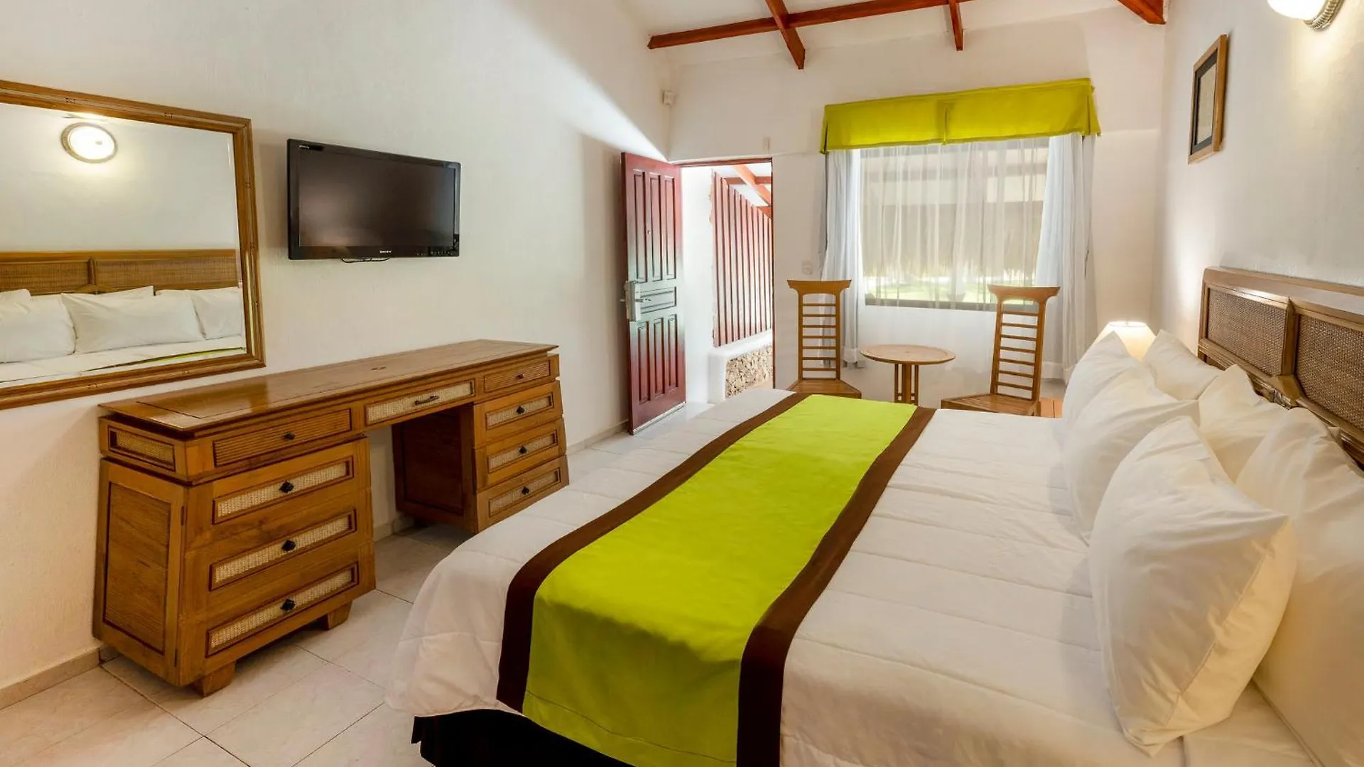 Viva Dominicus Beach By Wyndham, A Trademark All Inclusive Bayahibe