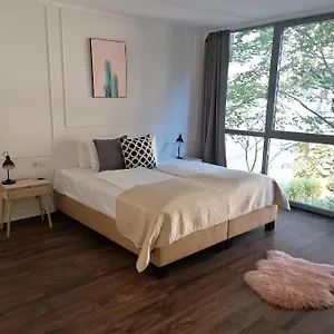 hotellátogatás