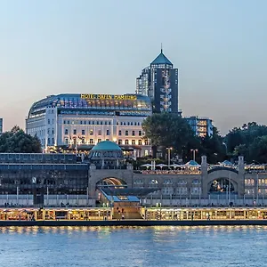 Hafen 4*, Hamburg Germany