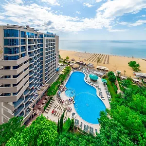 hotellátogatás